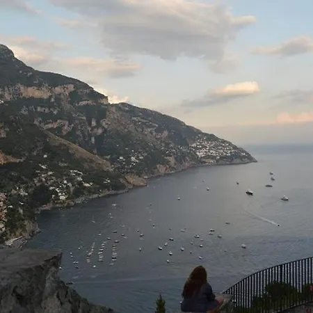 Lägenhet Casa Fiorellina -positano